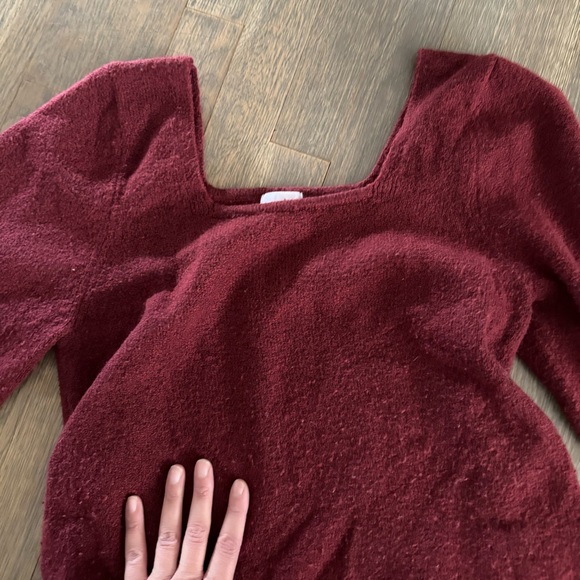 Isabel Maternity by Ingrid & Isabel Burgundy Sweater size Medium - Picture 6 of 12